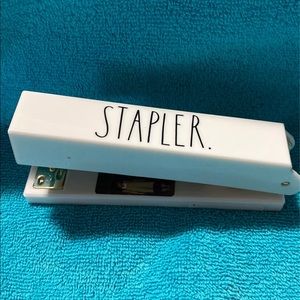 🆕 Rae Dunn Stapler